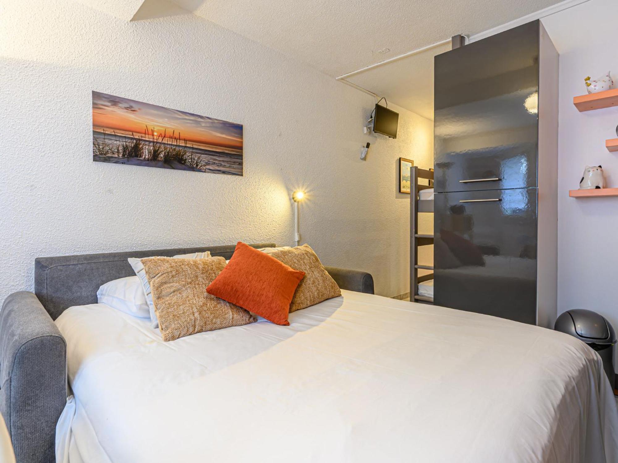 Maison Port En Dro-6 By Interhome